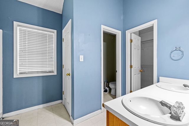 125 Pecan Court, Fayetteville, GA 30215