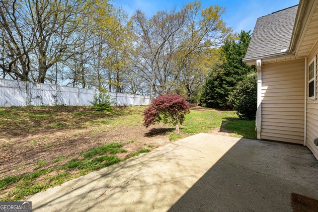 125 Pecan Court, Fayetteville, GA 30215