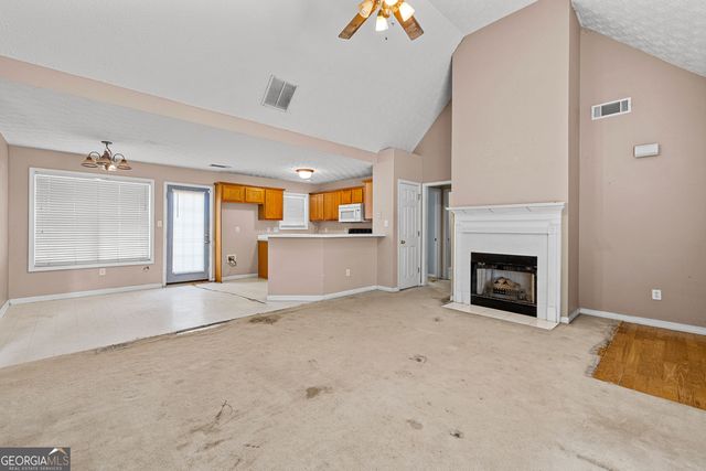 125 Pecan Court, Fayetteville, GA 30215