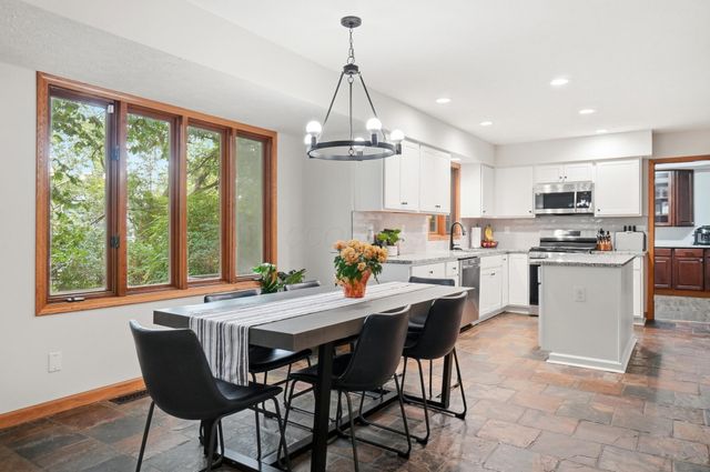 1177 Forest Glen Road, Westerville, OH 43081