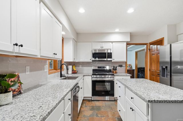 1177 Forest Glen Road, Westerville, OH 43081