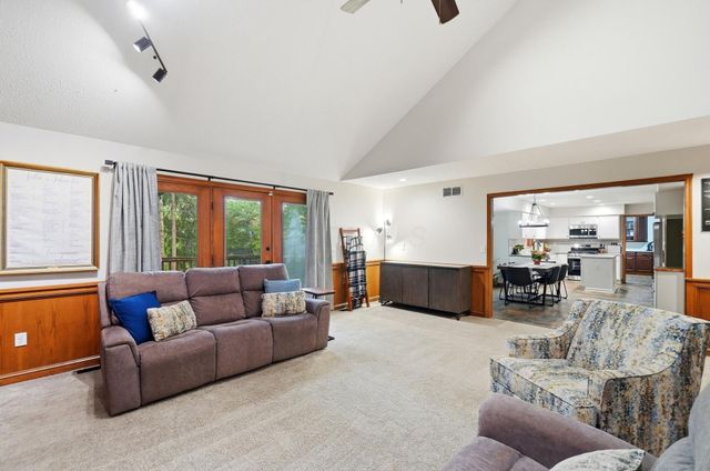 1177 Forest Glen Road, Westerville, OH 43081