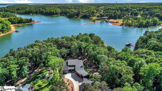 1143 Hawk Harbor Drive, Anderson, SC 29625