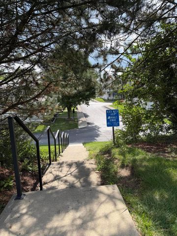 1514 Sargas Street, Columbus, OH 43240