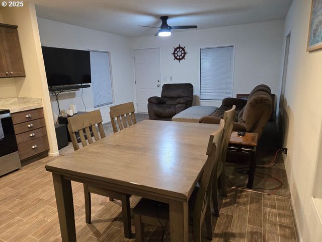 74866 Doan Rd 58, Rainier, OR 97048