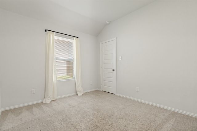 553 Meadow Run Drive, Van Alstyne, TX 75495