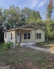1066 Jessamine Street, Macon, GA 31206