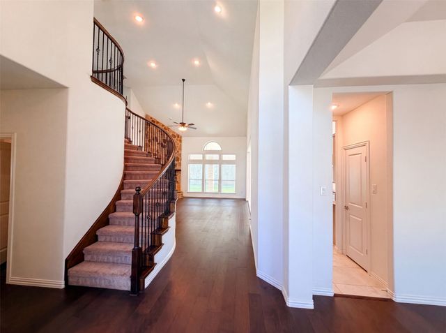 4305 Curlew Lane, Garland, TX 75043