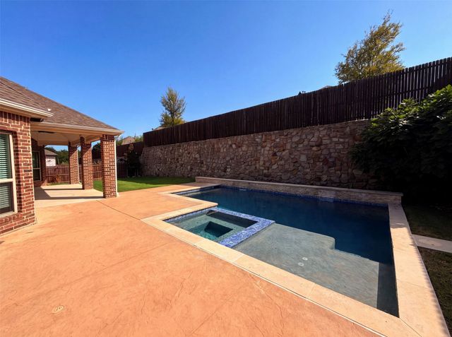 4305 Curlew Lane, Garland, TX 75043