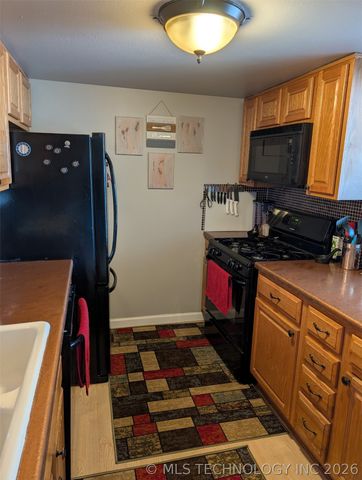 450 W 7th Street 1604, Tulsa, OK 74119