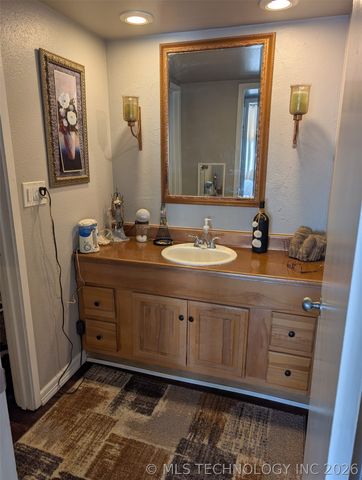 450 W 7th Street 1604, Tulsa, OK 74119