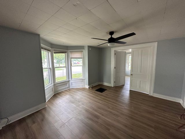 527 W Cedar Street, Kalamazoo City, MI 49007