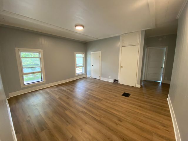 527 W Cedar Street, Kalamazoo City, MI 49007