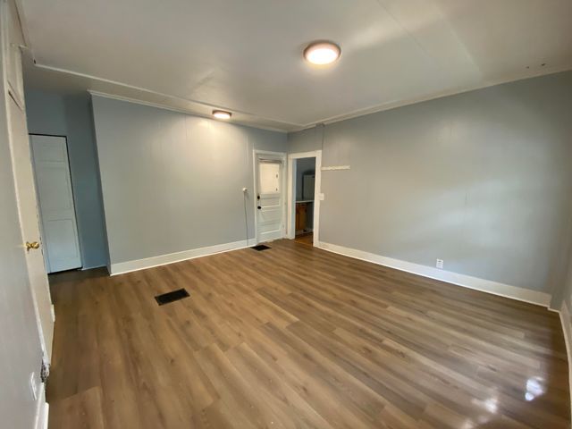 527 W Cedar Street, Kalamazoo City, MI 49007