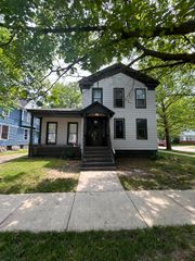 527 W Cedar Street, Kalamazoo City, MI 49007