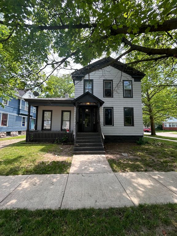 527 W Cedar Street, Kalamazoo City, MI 49007