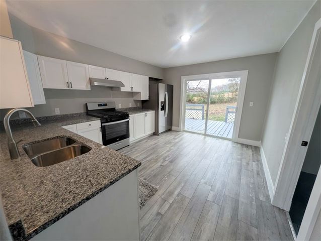 901 S Ash Street, Harrison, AR 72601