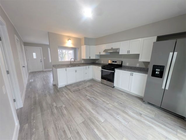 901 S Ash Street, Harrison, AR 72601