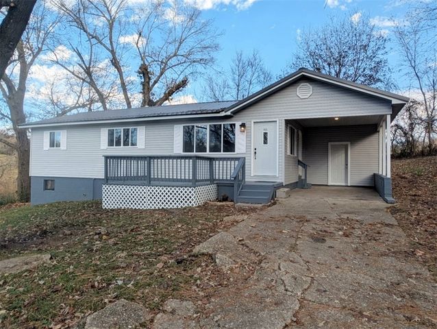 901 S Ash Street, Harrison, AR 72601