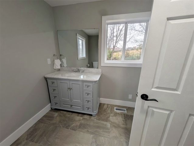 901 S Ash Street, Harrison, AR 72601