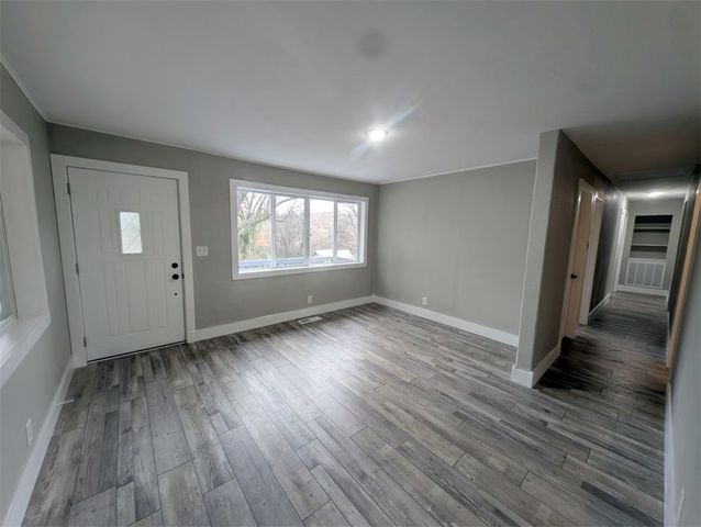 901 S Ash Street, Harrison, AR 72601