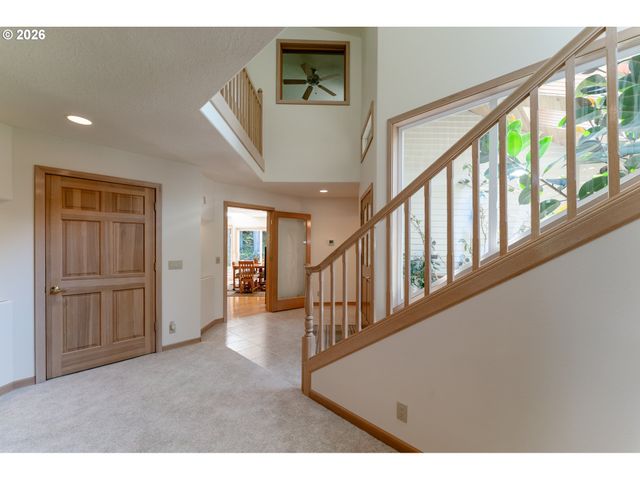 545 Bartel Rd, Cannon Beach, OR 97110
