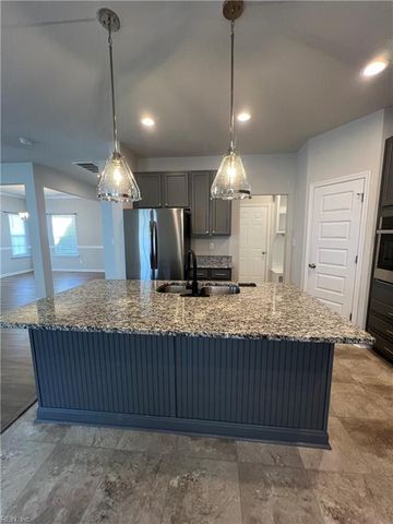 124 Blessing CIR, Suffolk, VA 23434