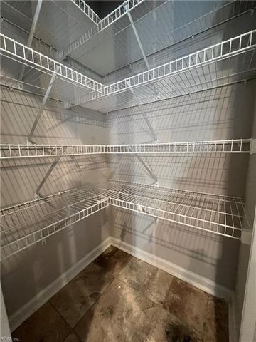 124 Blessing CIR, Suffolk, VA 23434