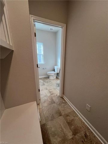 124 Blessing CIR, Suffolk, VA 23434