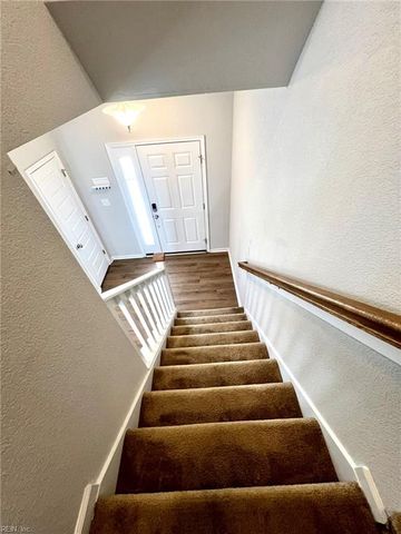 124 Blessing CIR, Suffolk, VA 23434