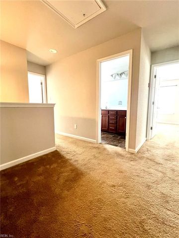 124 Blessing CIR, Suffolk, VA 23434