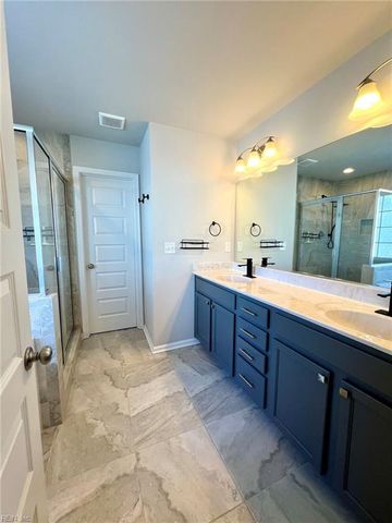 124 Blessing CIR, Suffolk, VA 23434