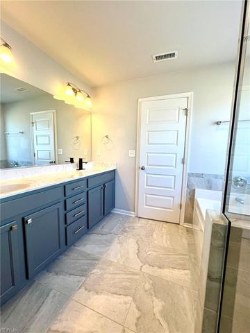 124 Blessing CIR, Suffolk, VA 23434