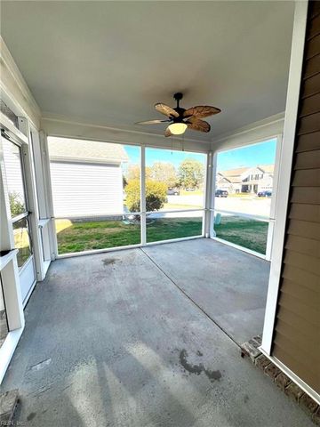 124 Blessing CIR, Suffolk, VA 23434