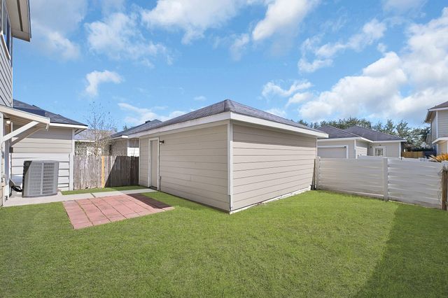 1783 Nichole Woods Drive, Houston, TX 77047