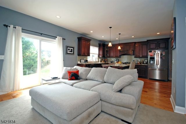 30 Capner St, Flemington Boro, NJ 08822