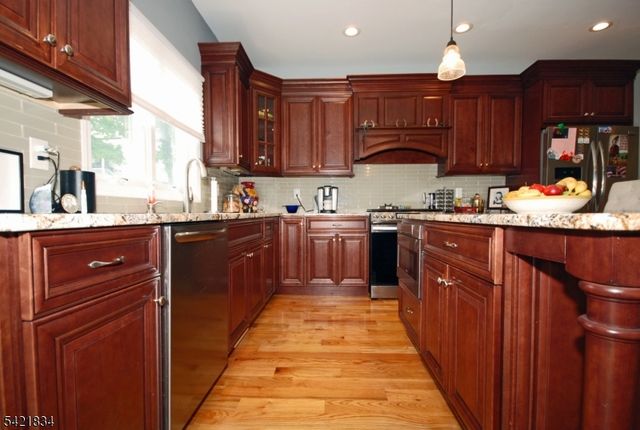 30 Capner St, Flemington Boro, NJ 08822