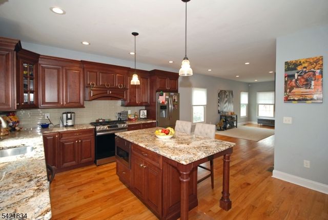 30 Capner St, Flemington Boro, NJ 08822