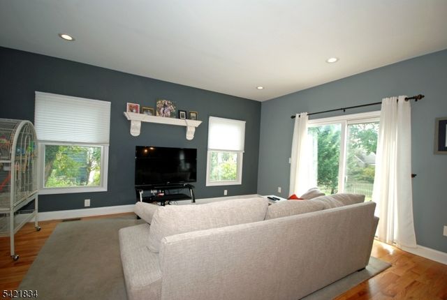 30 Capner St, Flemington Boro, NJ 08822