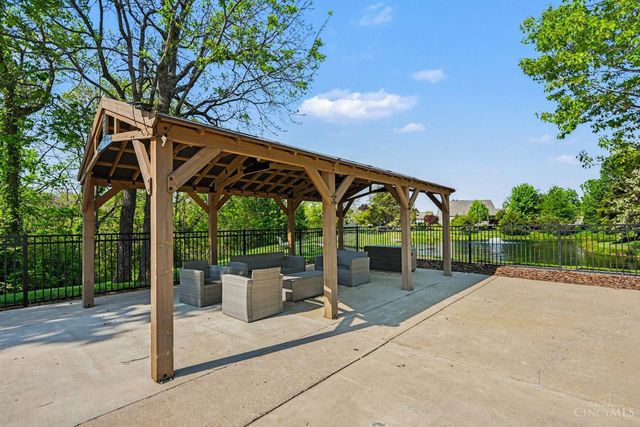 6154 Pondside Drive, Hamilton Twp, OH 45039