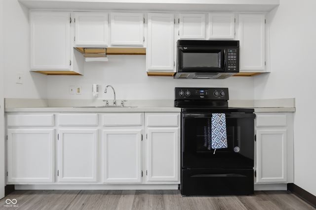 4351 Village Parkway Circle W 12, Indianapolis, IN 46254