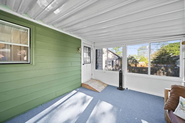 656 Mayhill Road, Springfield, OH 45504