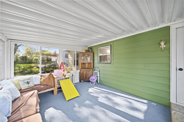 656 Mayhill Road, Springfield, OH 45504