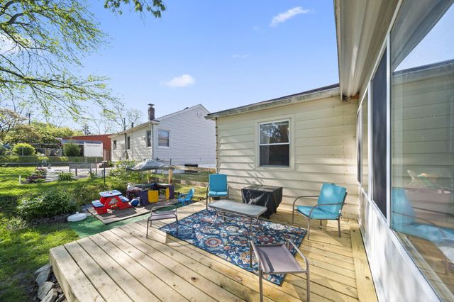 656 Mayhill Road, Springfield, OH 45504