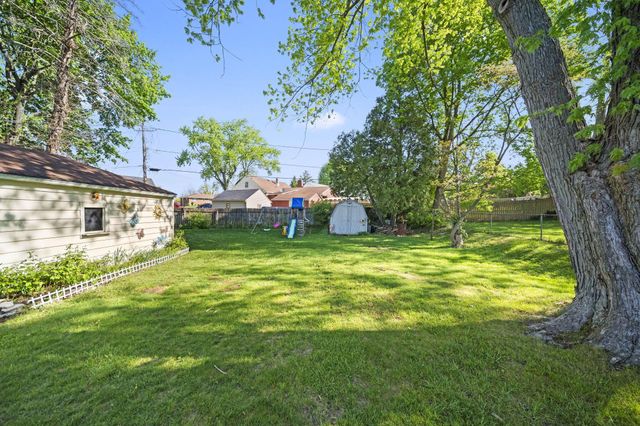 656 Mayhill Road, Springfield, OH 45504