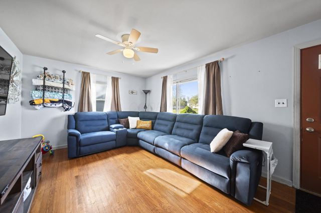 656 Mayhill Road, Springfield, OH 45504