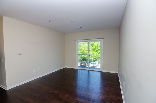 1118 Litton Ave Apt 216, Nashville, TN 37216