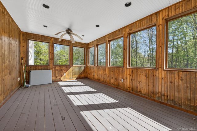 6 Martingale Way, Pawling, NY 12564