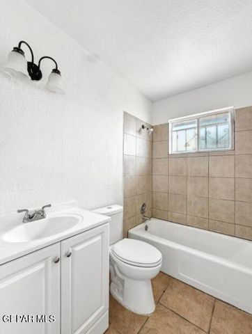 1604 JAMES CHISUM Drive, El Paso, TX 79936