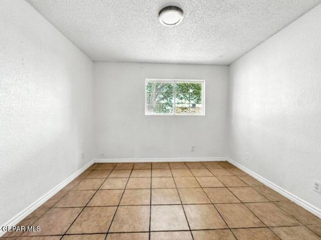 1604 JAMES CHISUM Drive, El Paso, TX 79936